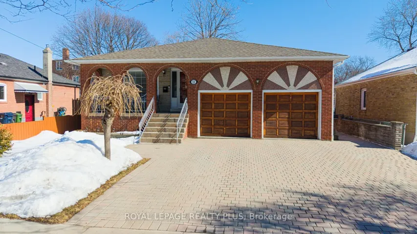 11  Ranwood  Drive, Toronto W04, ON M9N 3E8