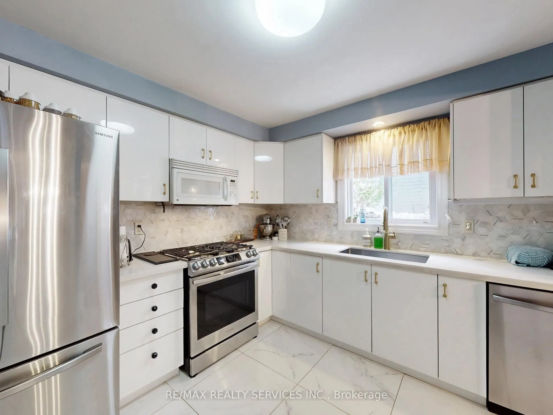 Detached Home For Sale | W12909536