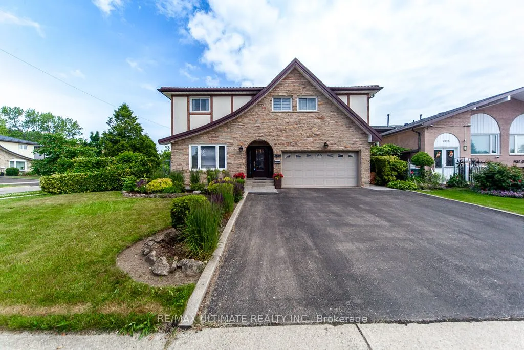 Detached Home For Sale | W12909572