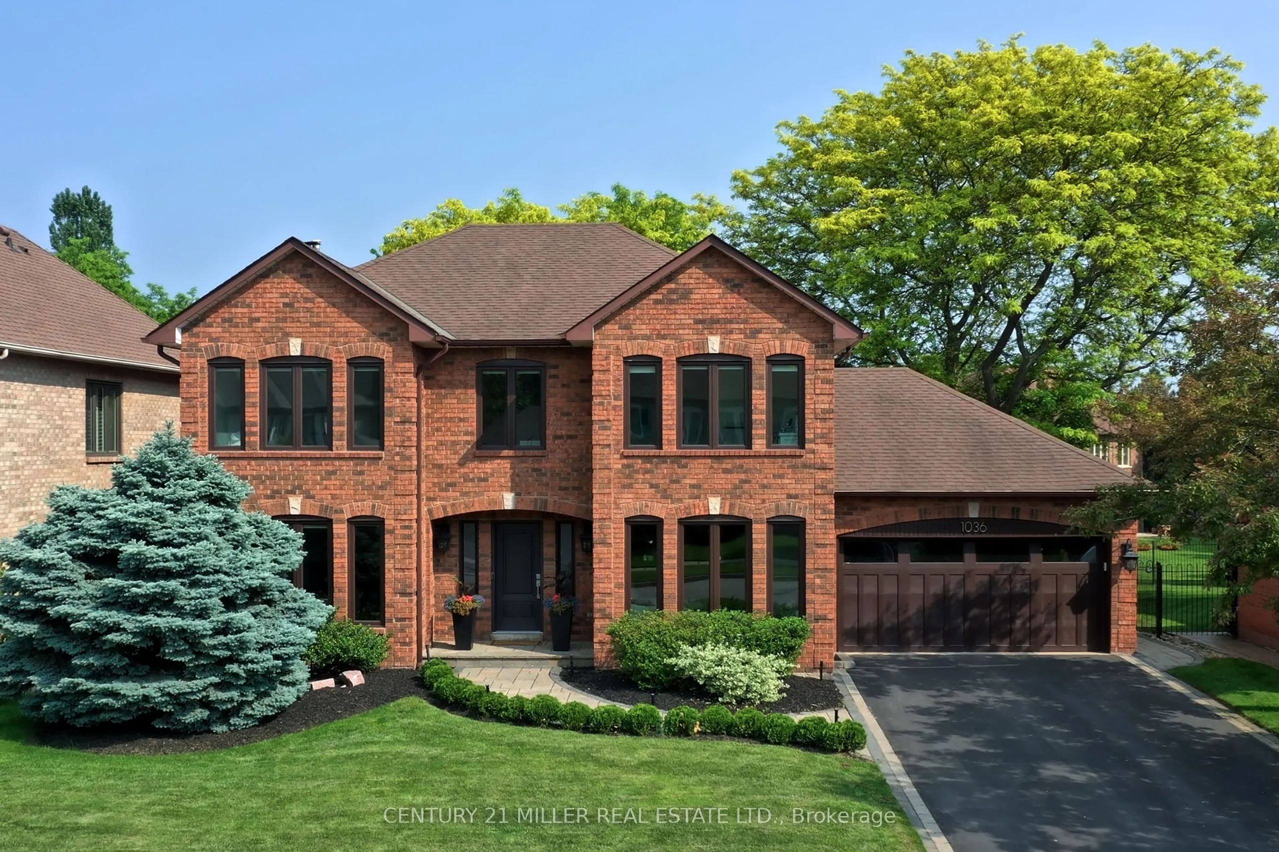 Detached Home For Sale | W12909686