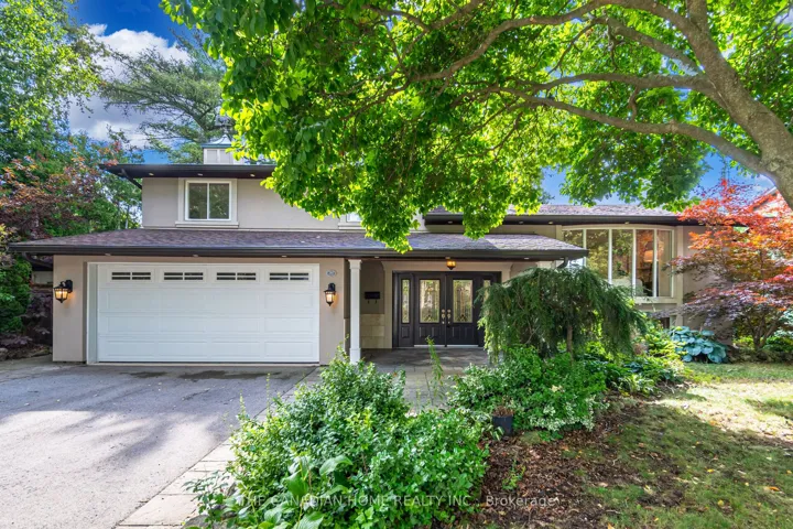 207  Penn  Drive, Burlington, ON L7N 2B6
