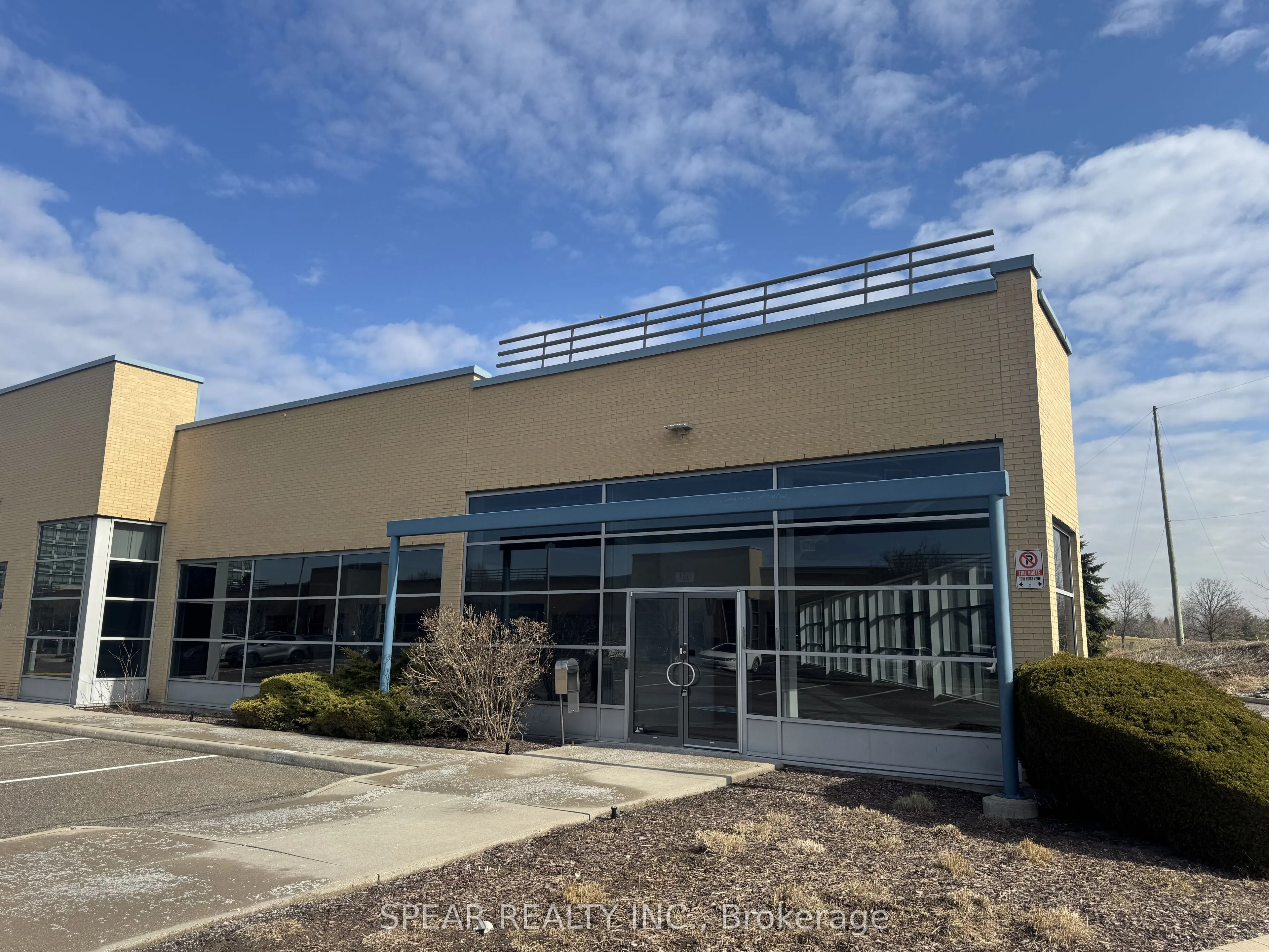 Industrial Property For Lease | W12911228