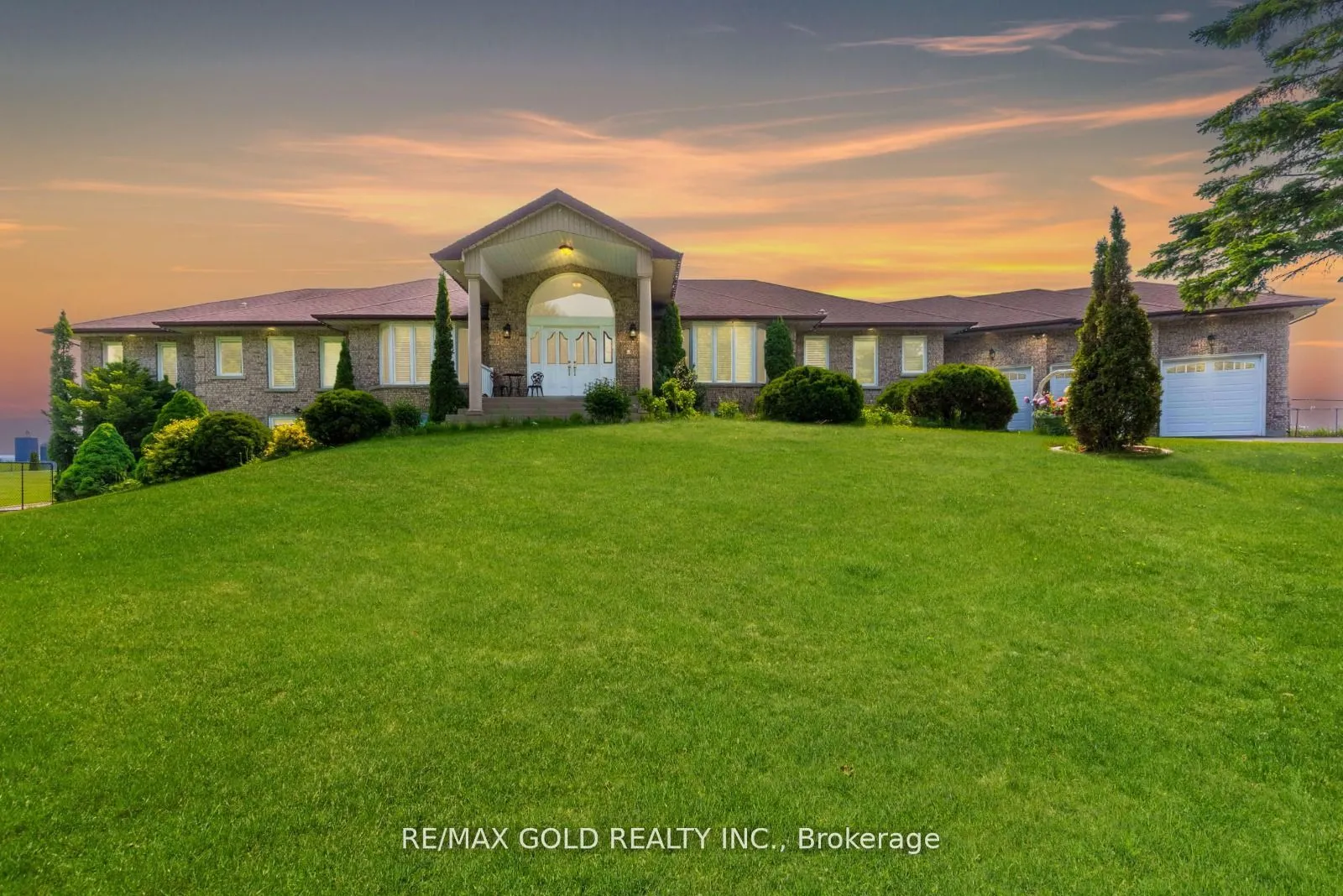 Detached Home For Sale | W12911254