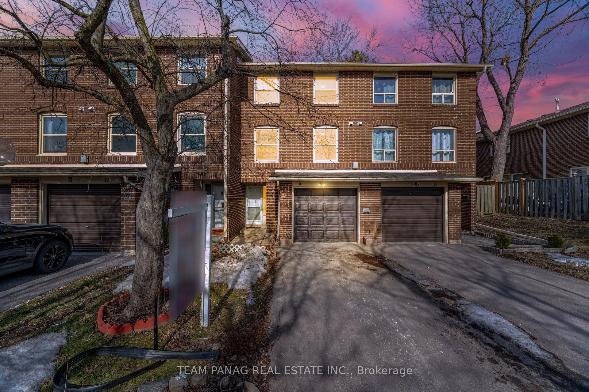 Property For Sale | W12912170
