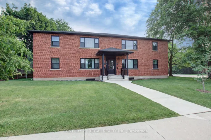 2127  Harris  Crescent, Burlington, ON L7R 1G4