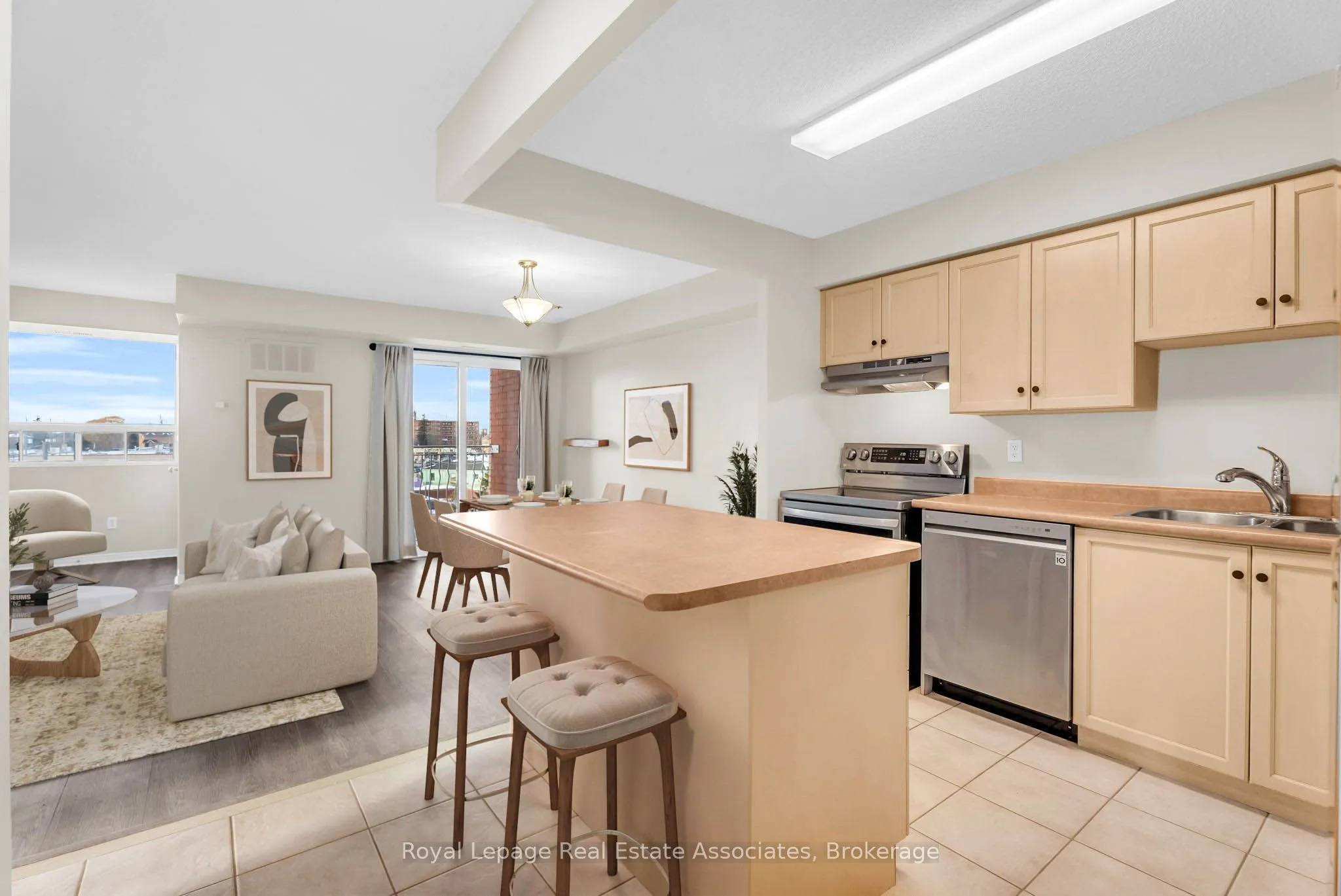 Property For Sale | W12914614
