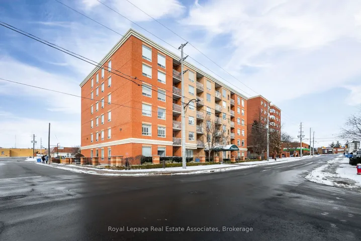 32  Tannery  Street, Mississauga, ON L5M 6T6