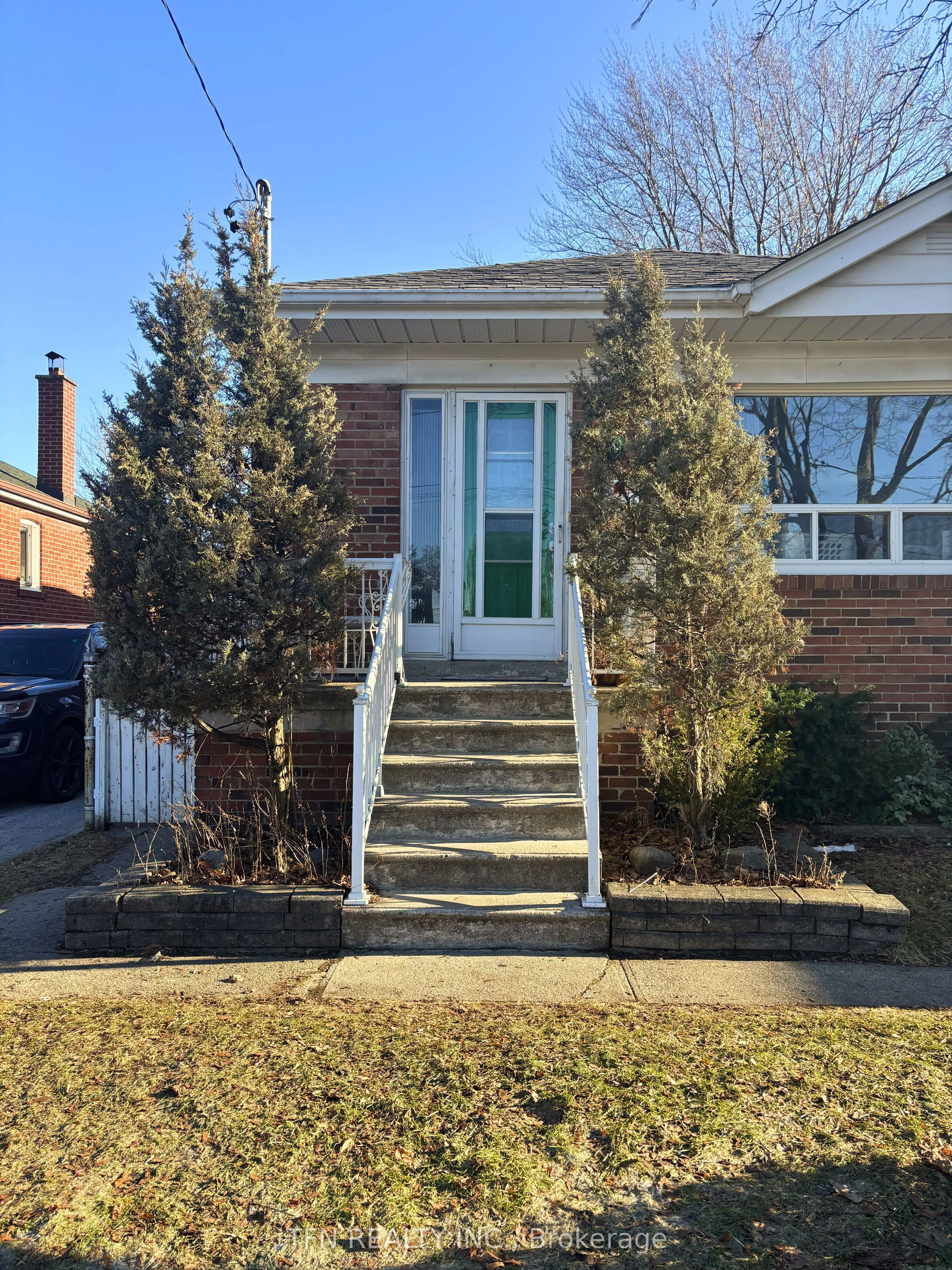 Detached Home For Lease | W12916042