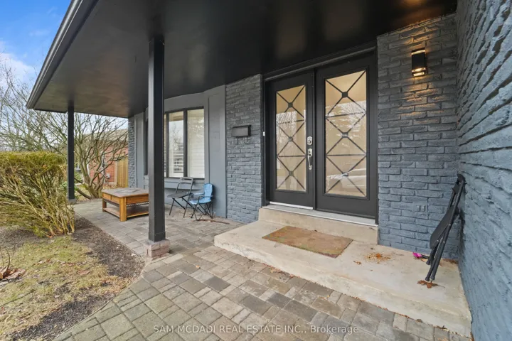 2290  Devon  Road, Oakville, ON L6J 5R4