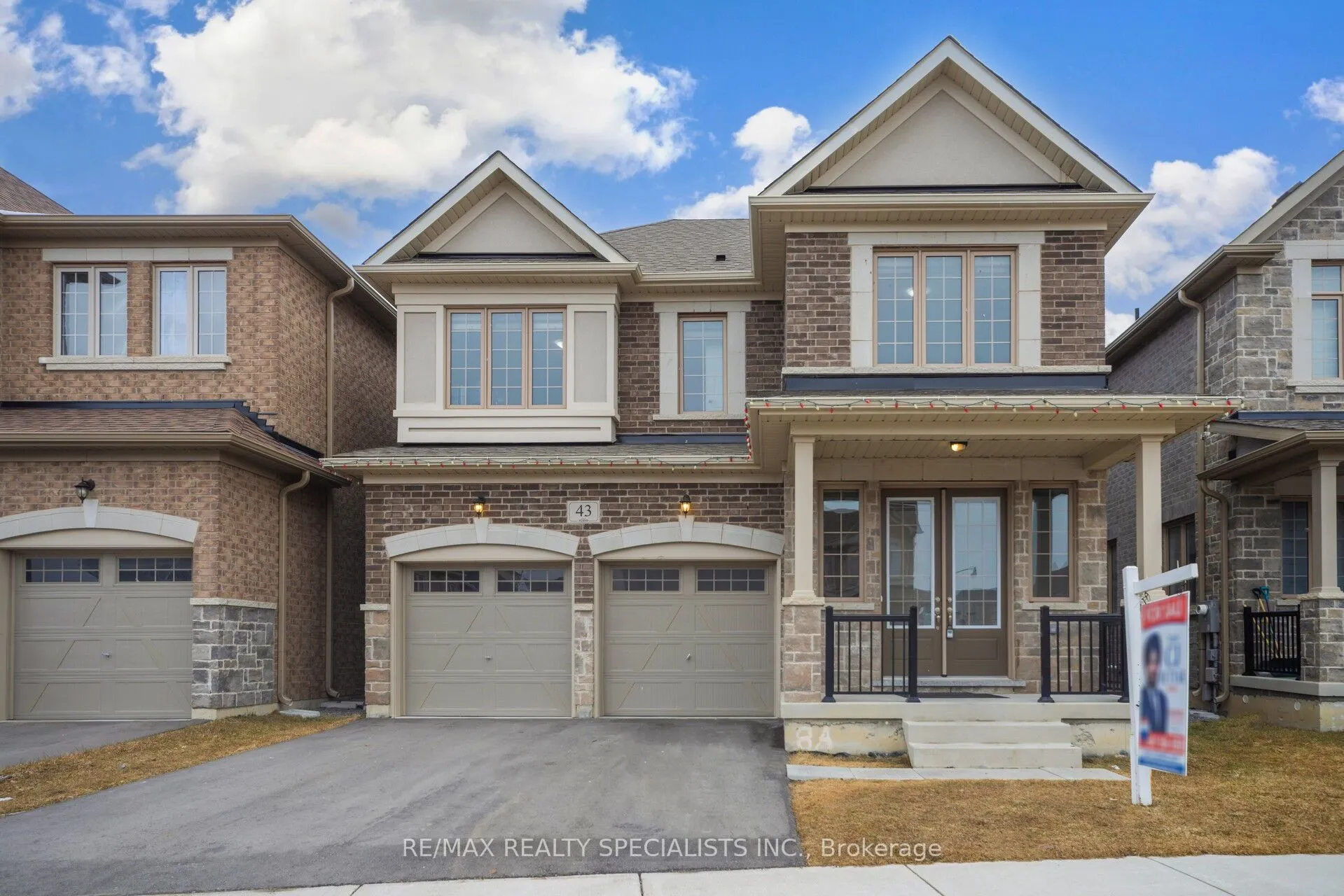 Detached Home For Sale | W12916990