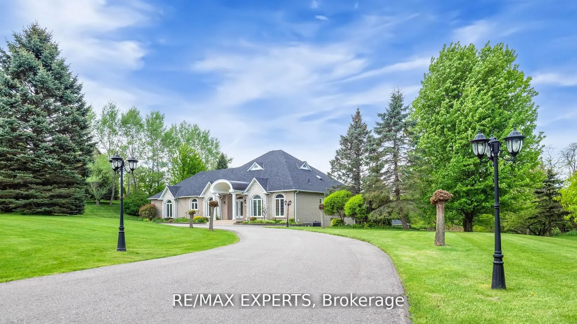 Detached Home For Sale | W12917318