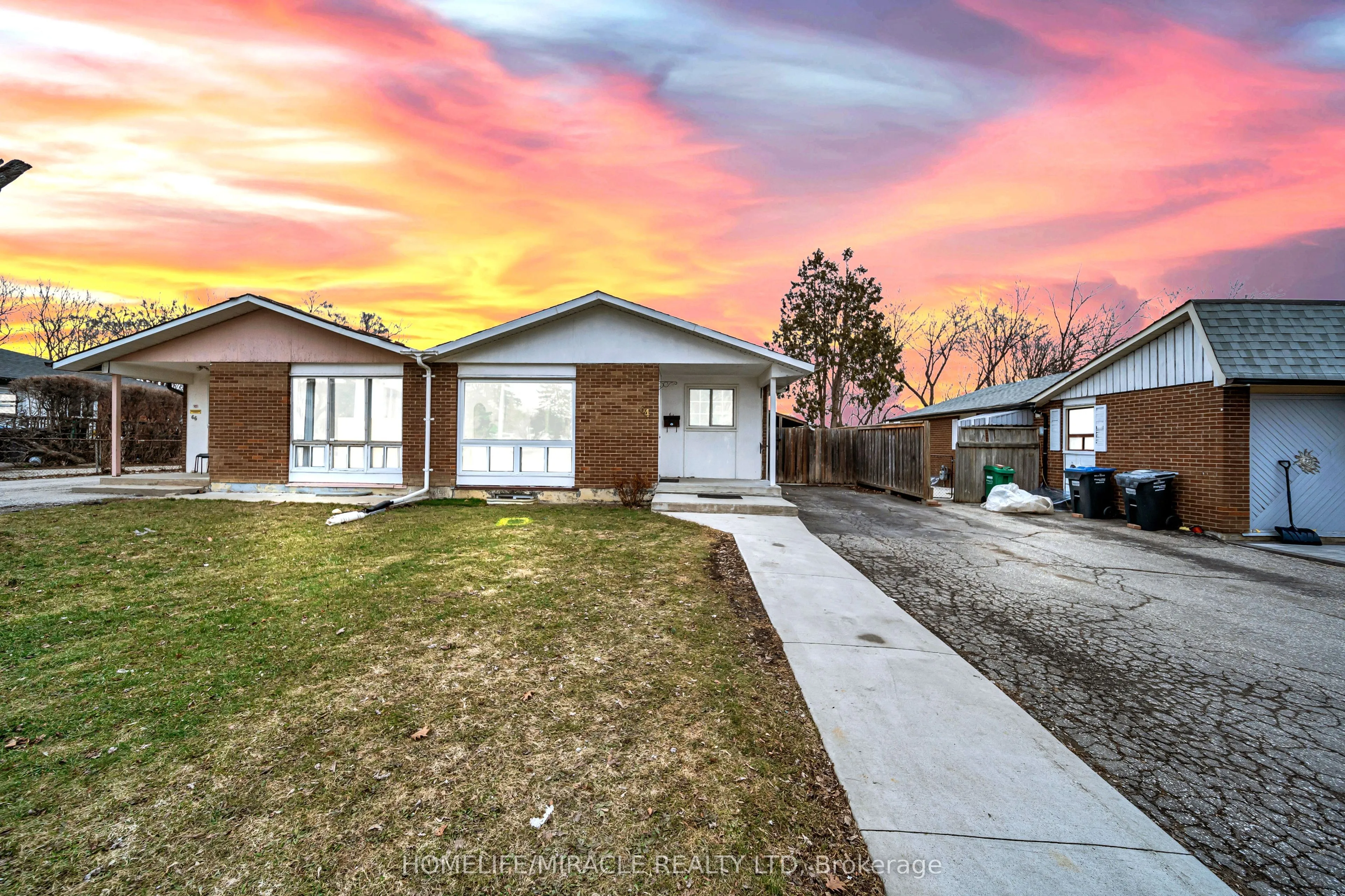 Semi-Detached Home For Sale | W12918736