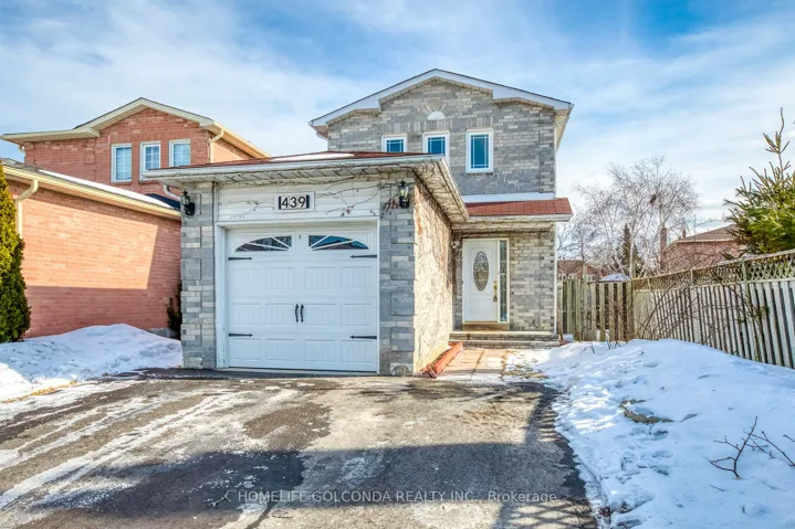 439  Bluesky  Crescent, Mississauga, ON L5R 2R9