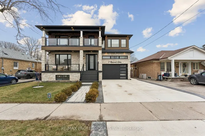 7  Ranwood  Drive, Toronto W04, ON M9N 3E8