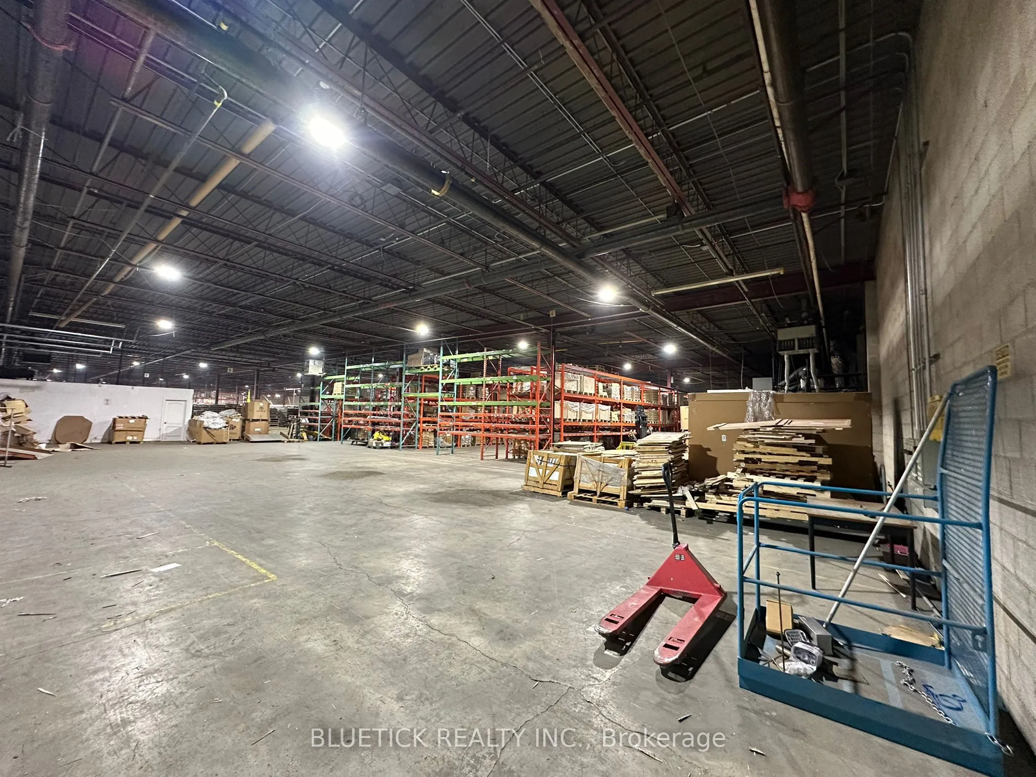 Industrial Property For Lease | W12919896