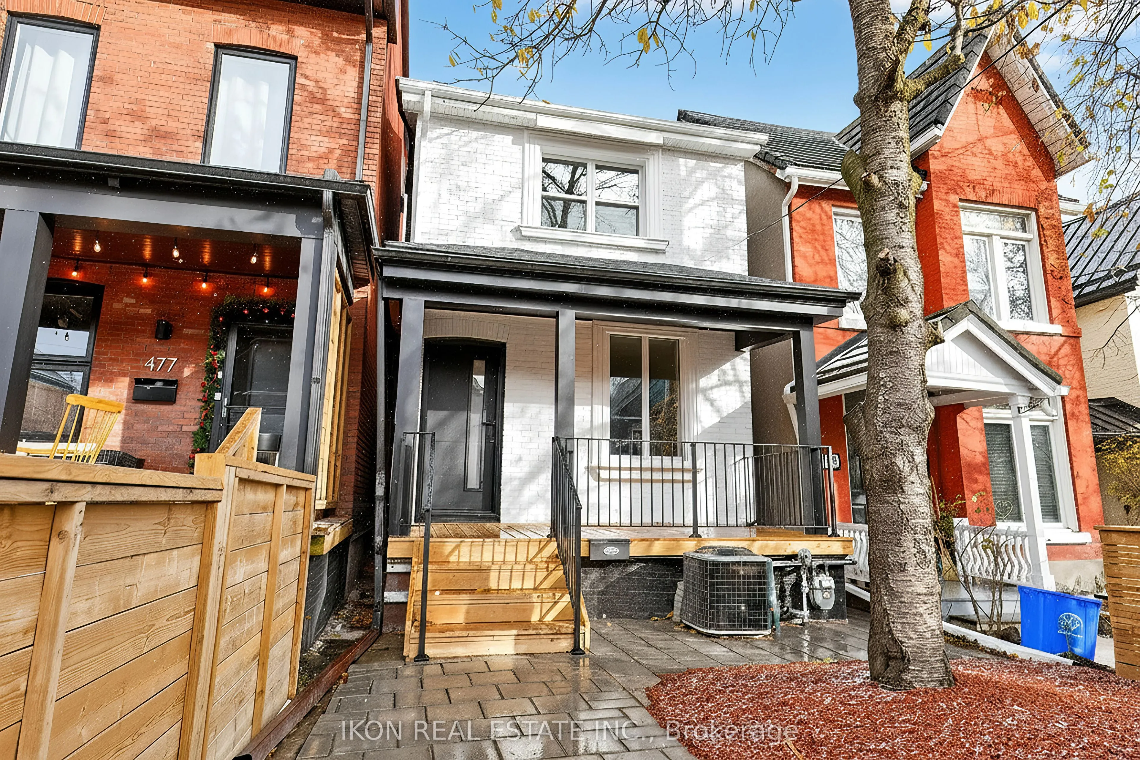 Detached Home For Sale | W12920850