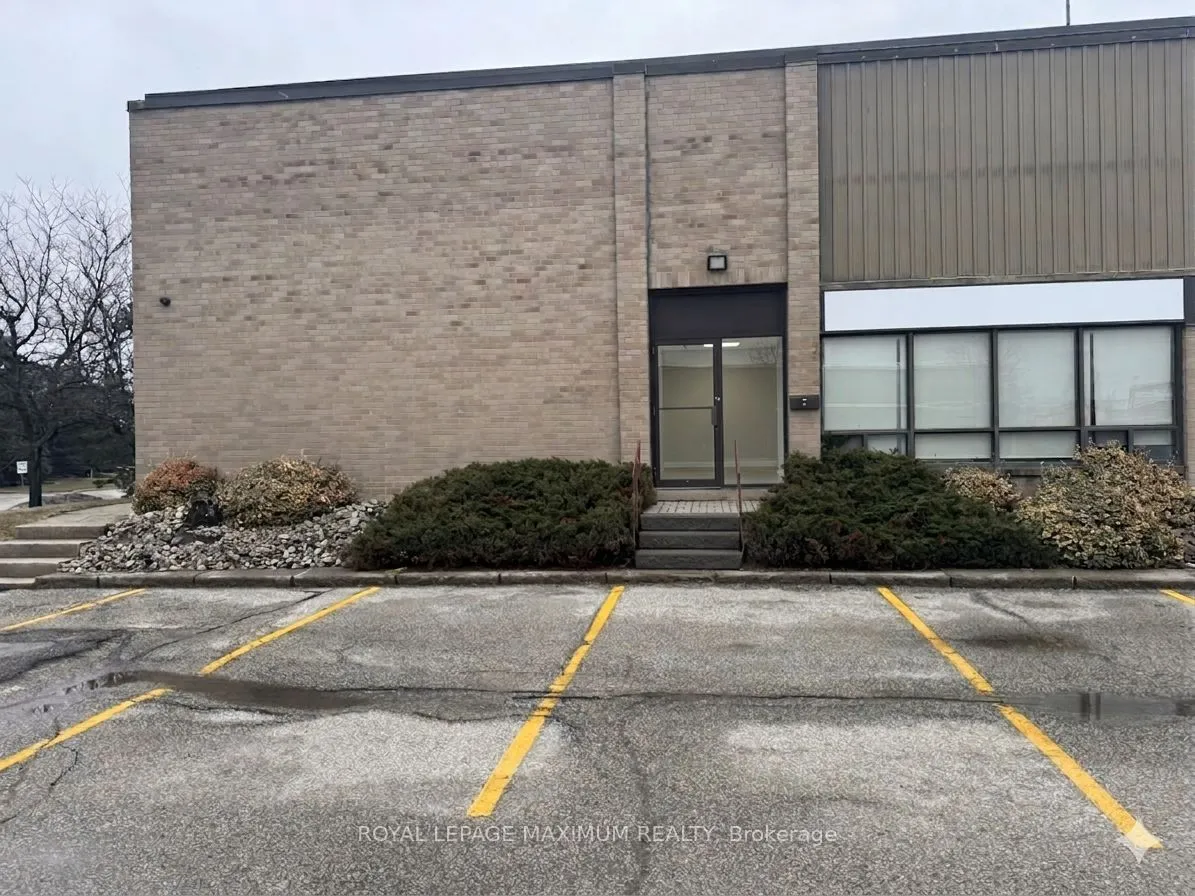 Industrial Property For Lease | W12921544