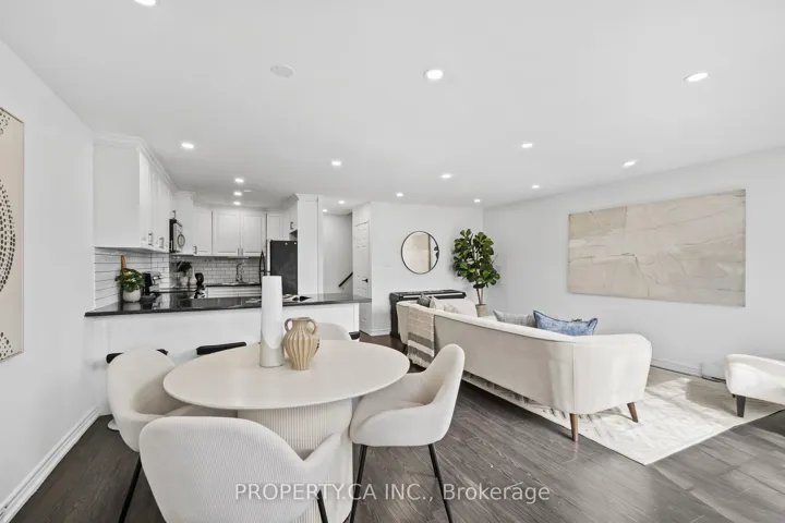 1055  Dundas E Street, Mississauga, ON L4Y 3X6