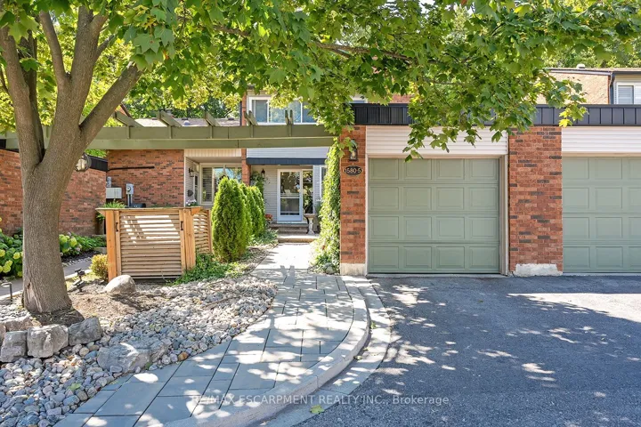 1580  Kerns  Road, Burlington, ON L7P 3A7