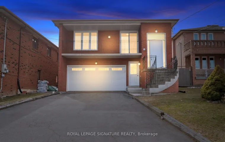 5  Acacia  Avenue, Toronto W05, ON M9M 1H6
