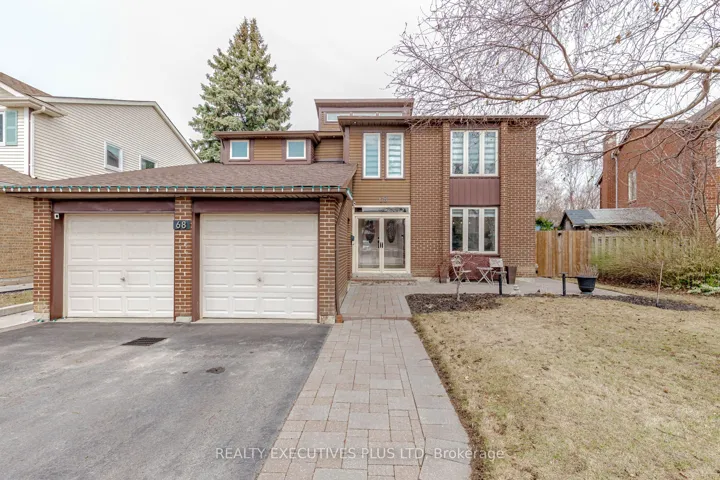 68  Leander  Street, Brampton, ON L6S 3M7