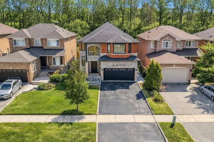 304  Barondale  Drive, Mississauga, ON L4Z 3T7