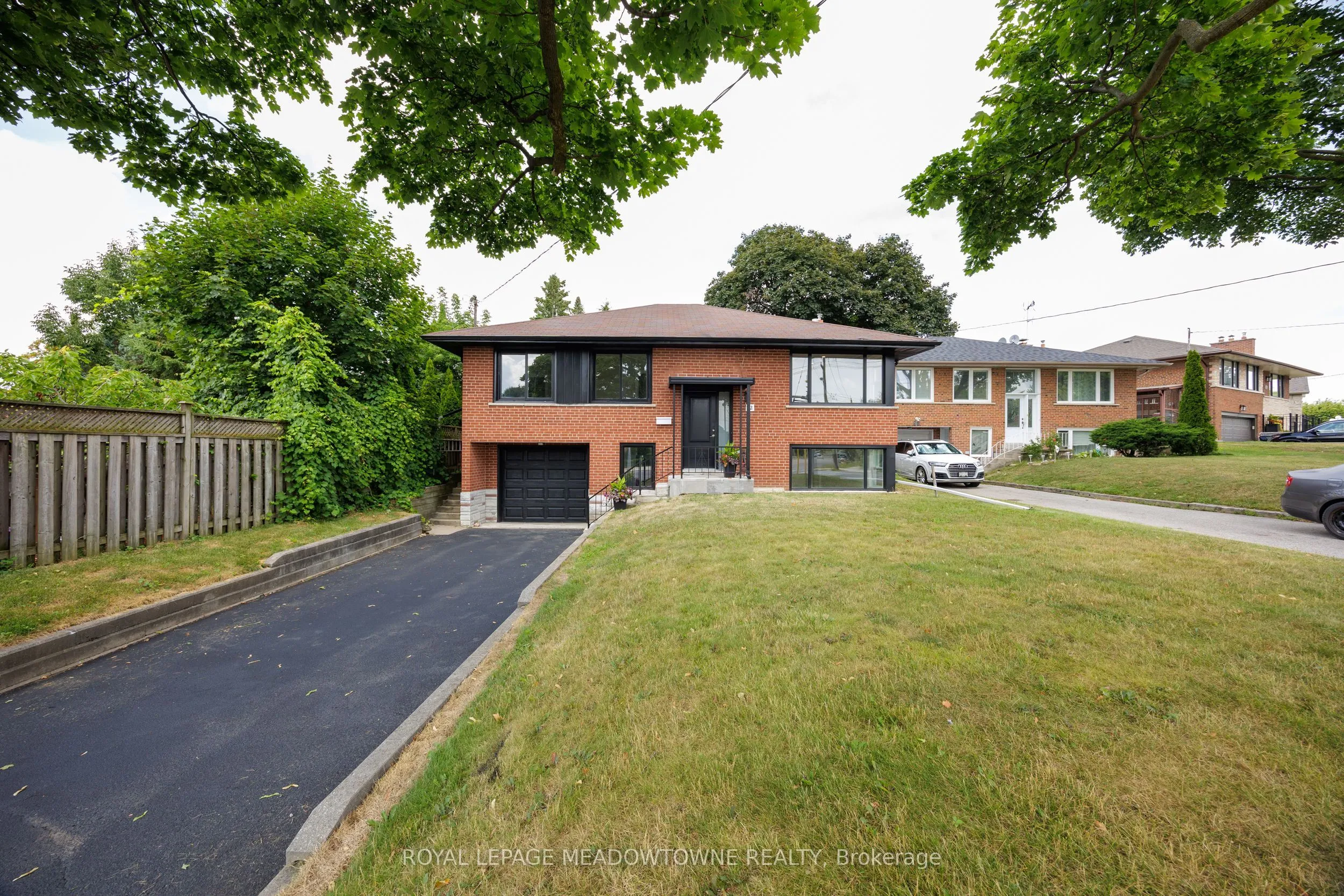 Detached Home For Sale | W12929214