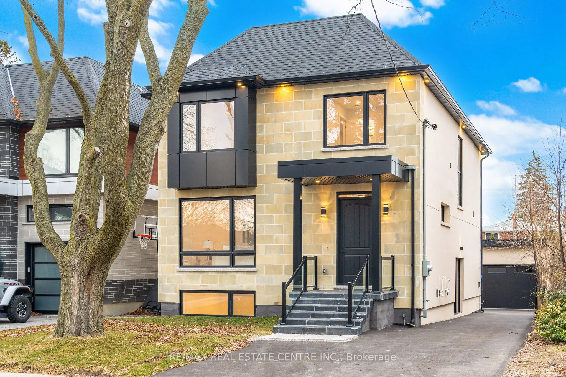 Detached Home For Sale | W12931072