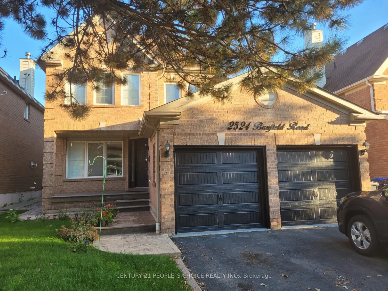 Detached Home For Lease | W12932340