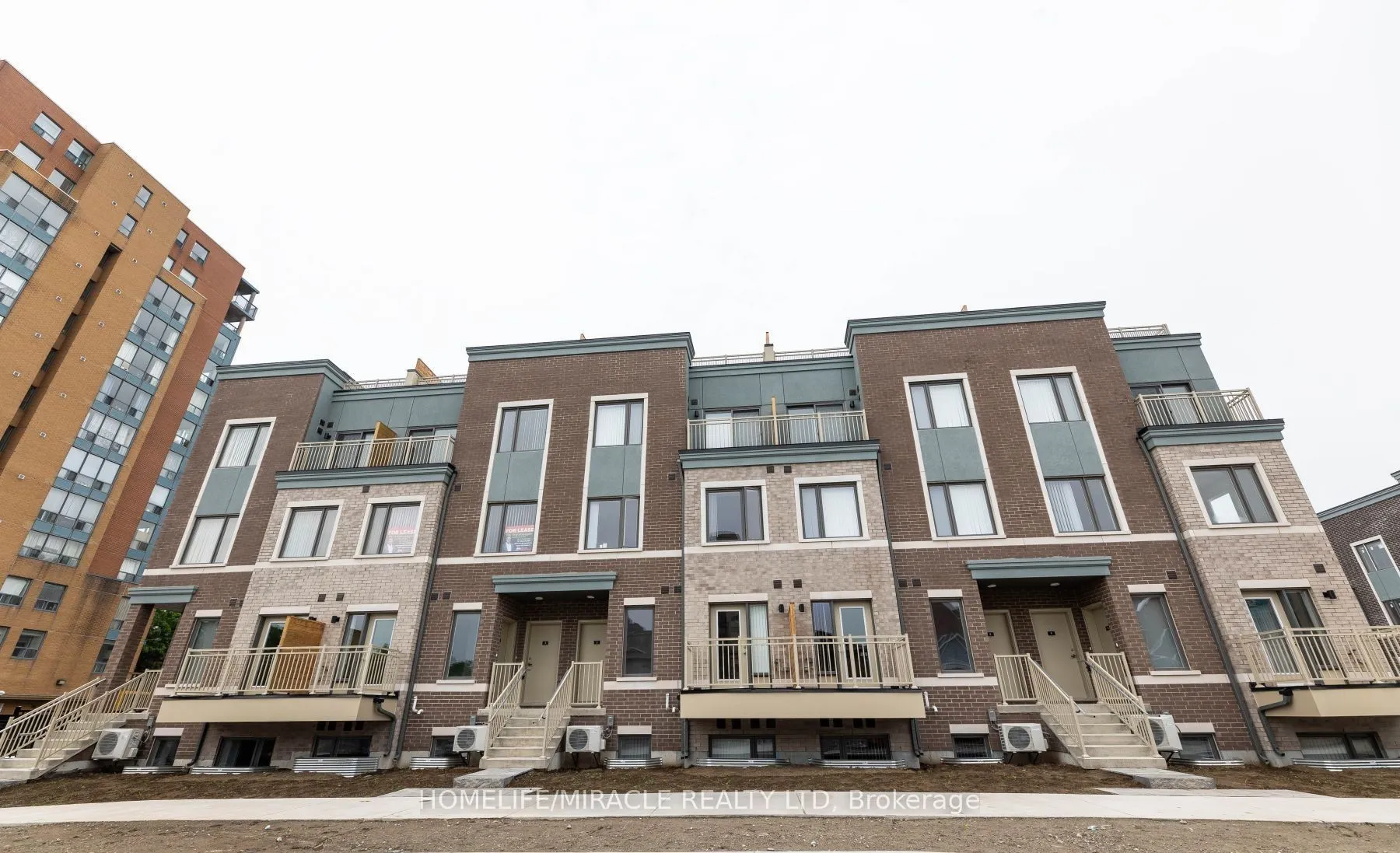 Property For Lease | W12932586