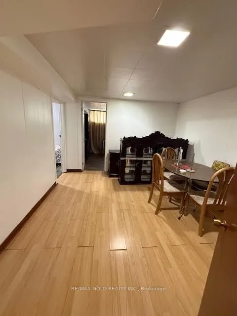 Semi-Detached Home For Lease | W12938924