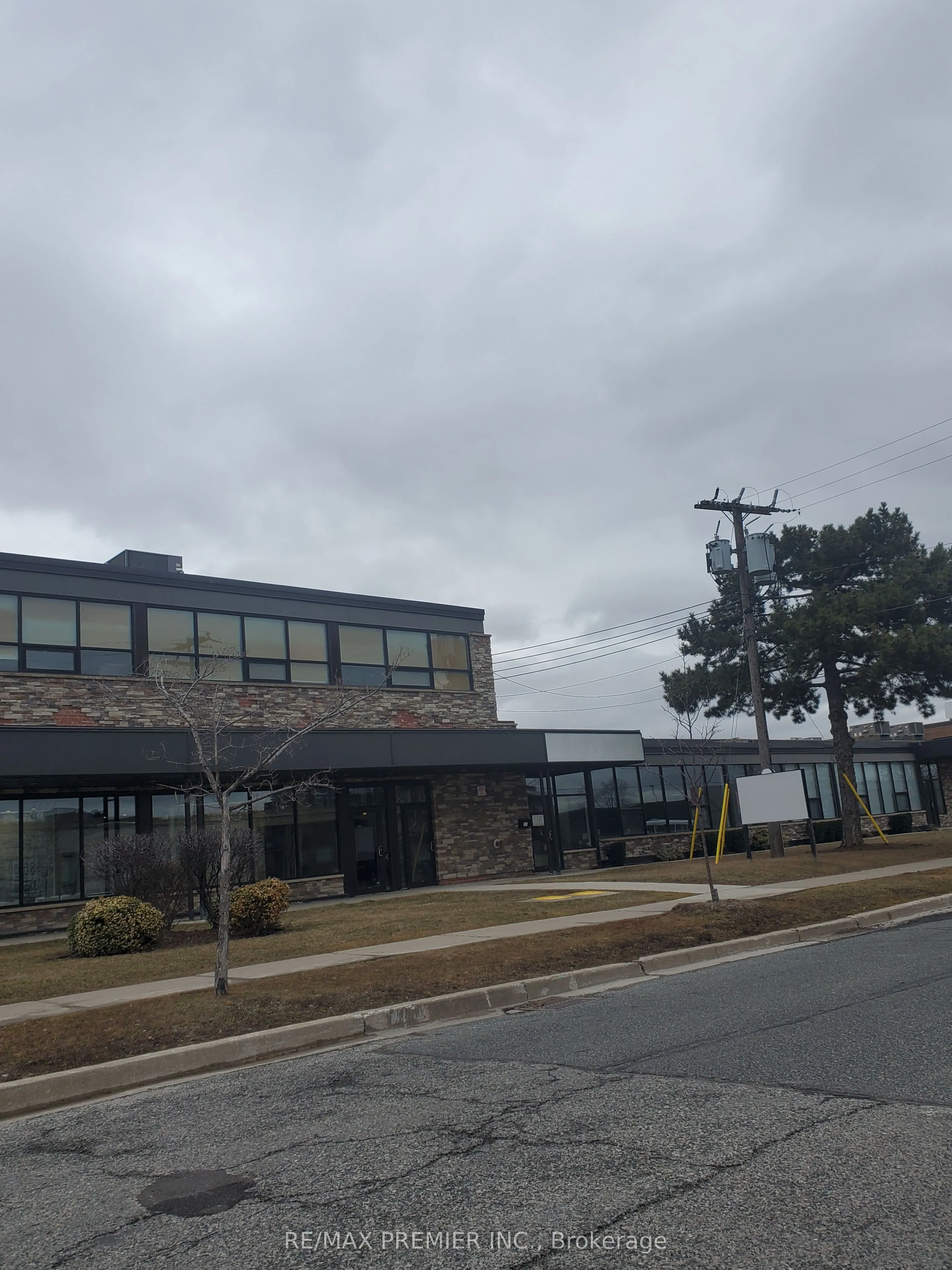 Office For Lease | W12939086