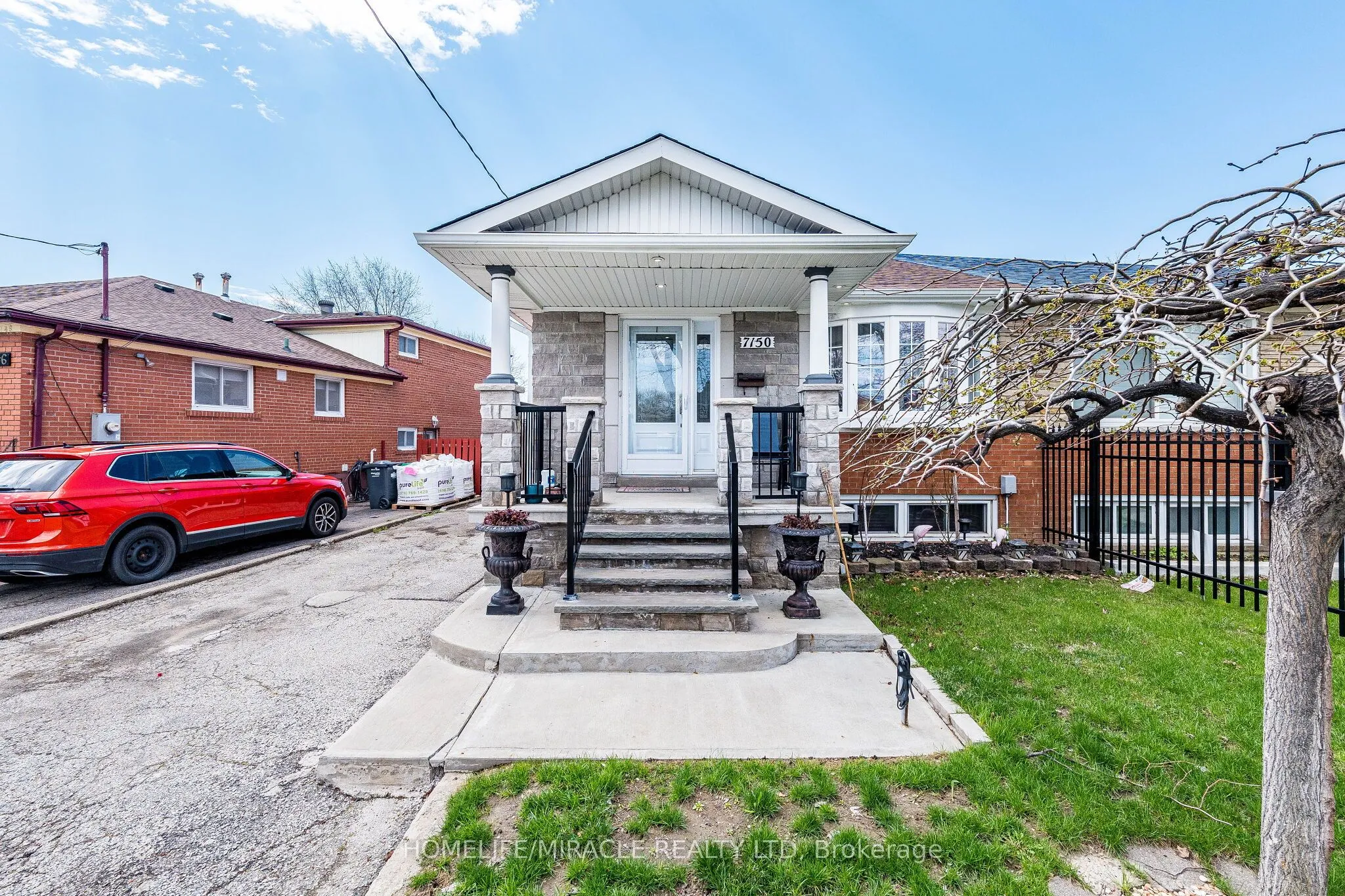 Semi-Detached Home For Sale | W12939524