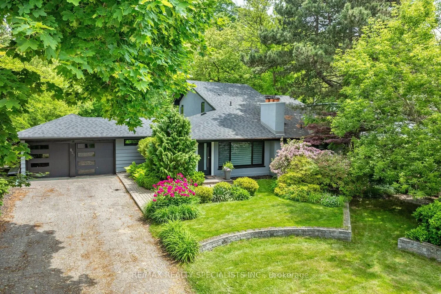 Detached Home For Sale | W12939726