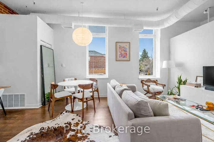 121  Prescott  Avenue, Toronto W03, ON M6N 3G8