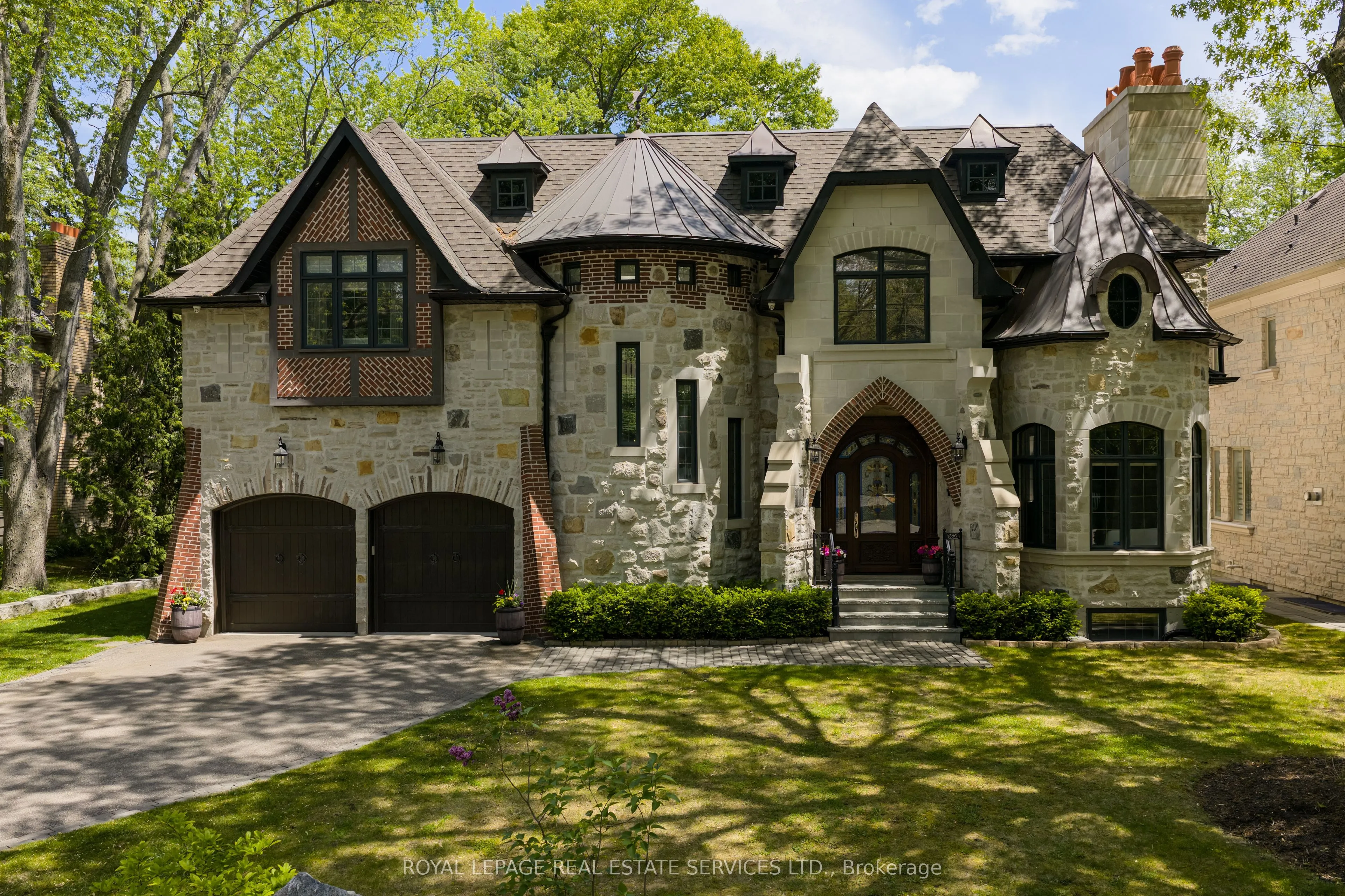 Detached Home For Sale | W12941424