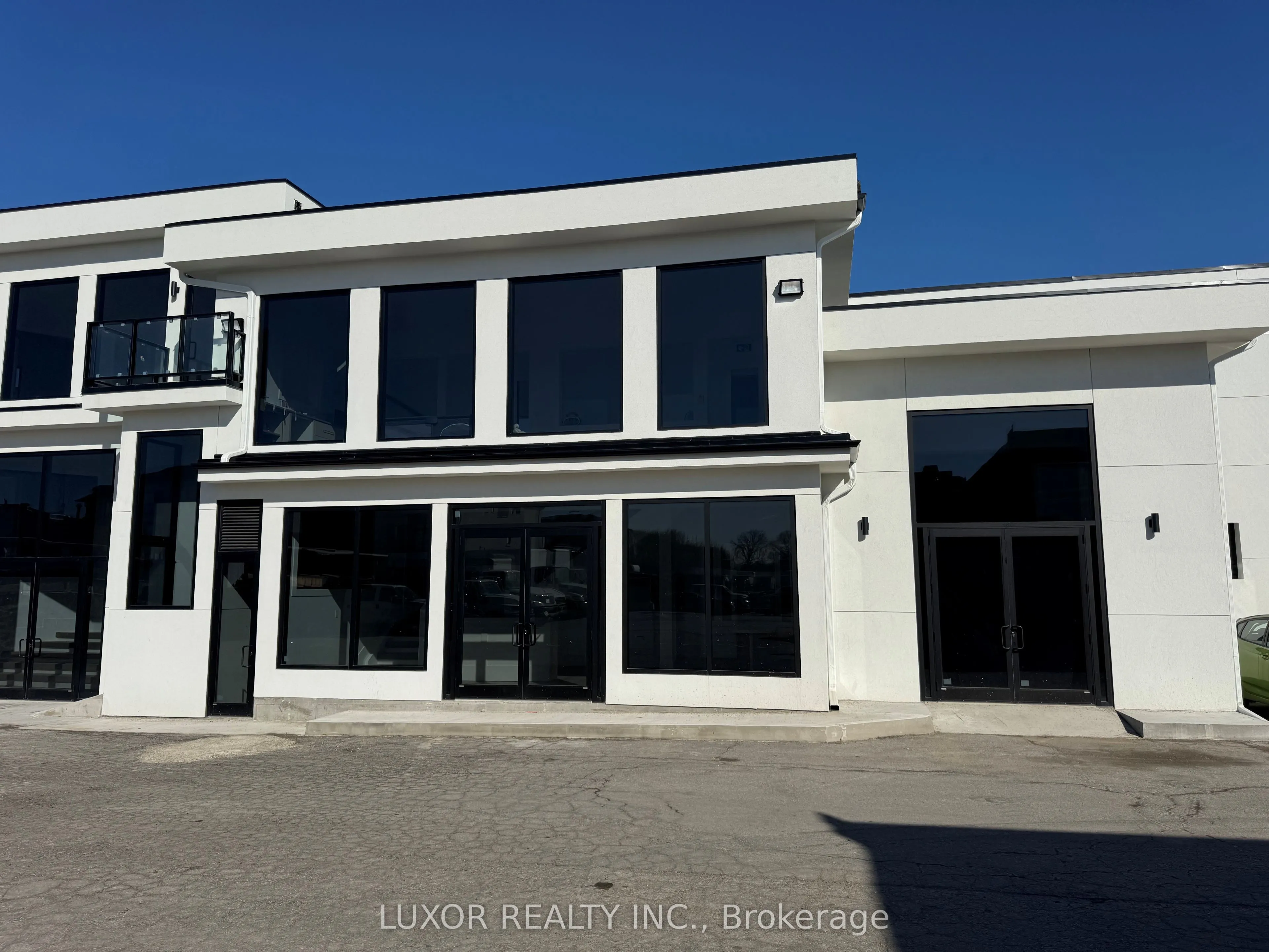 Industrial Property For Lease | W12941624