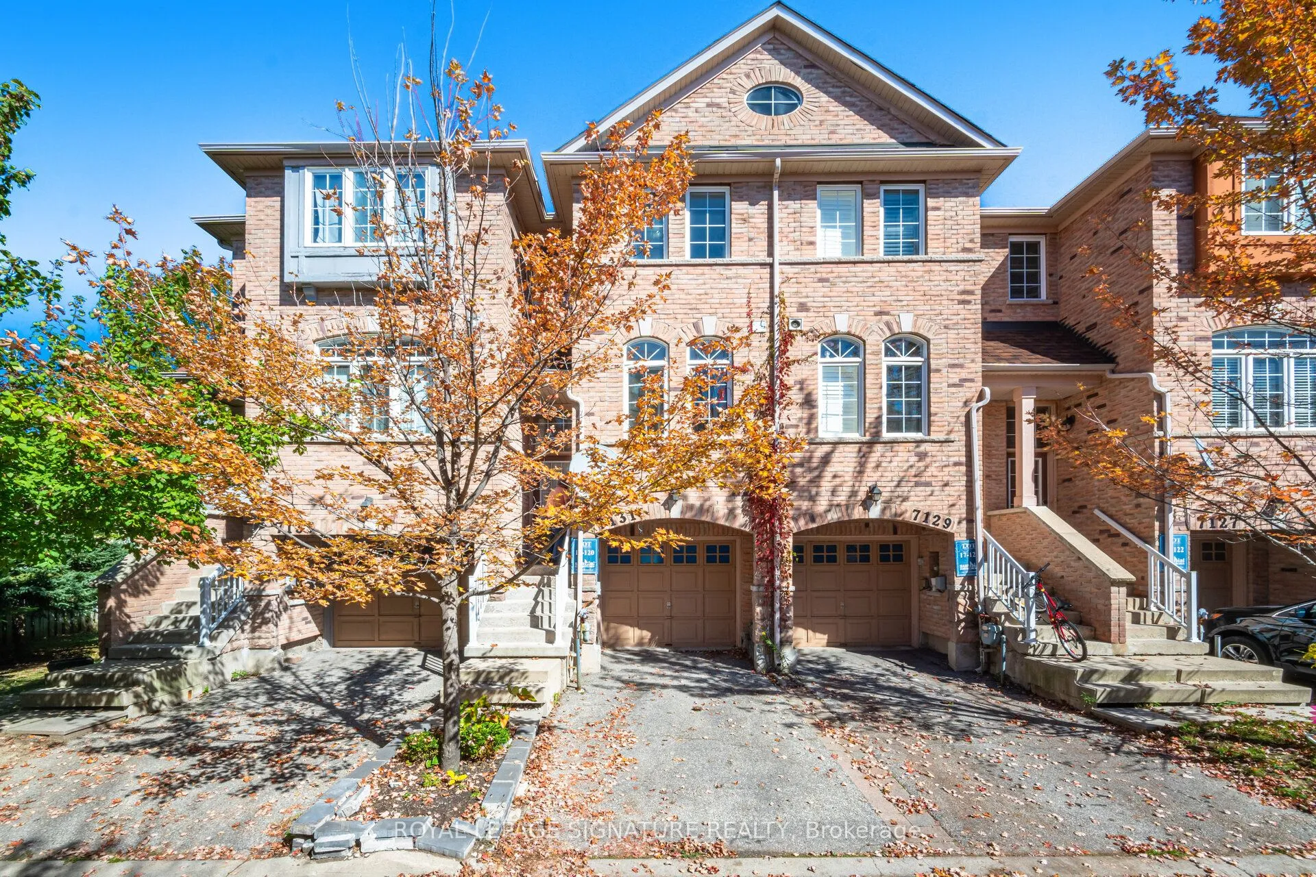 Property For Sale | W12943416
