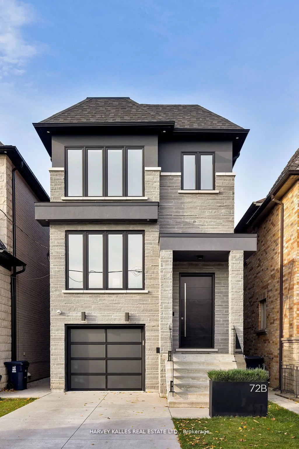 Detached Home For Sale | W12944284