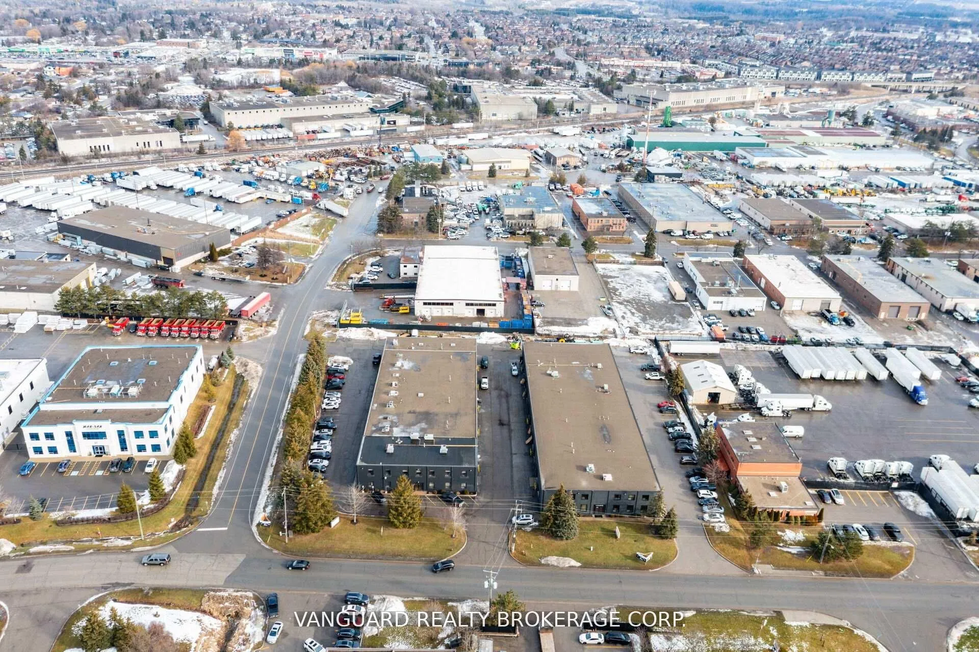 Industrial Property For Lease | W12946342