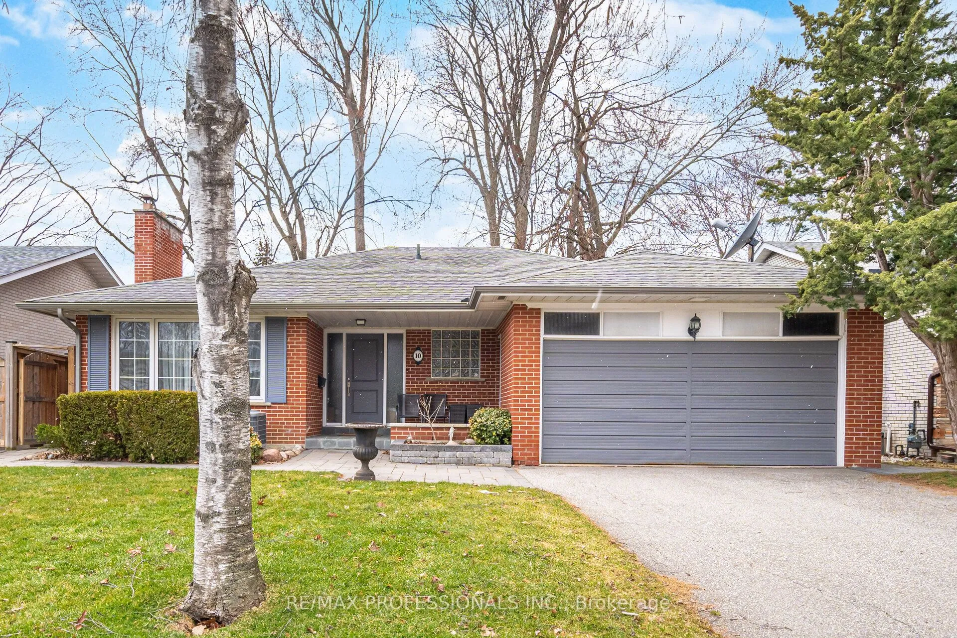Property For Lease | W12947560