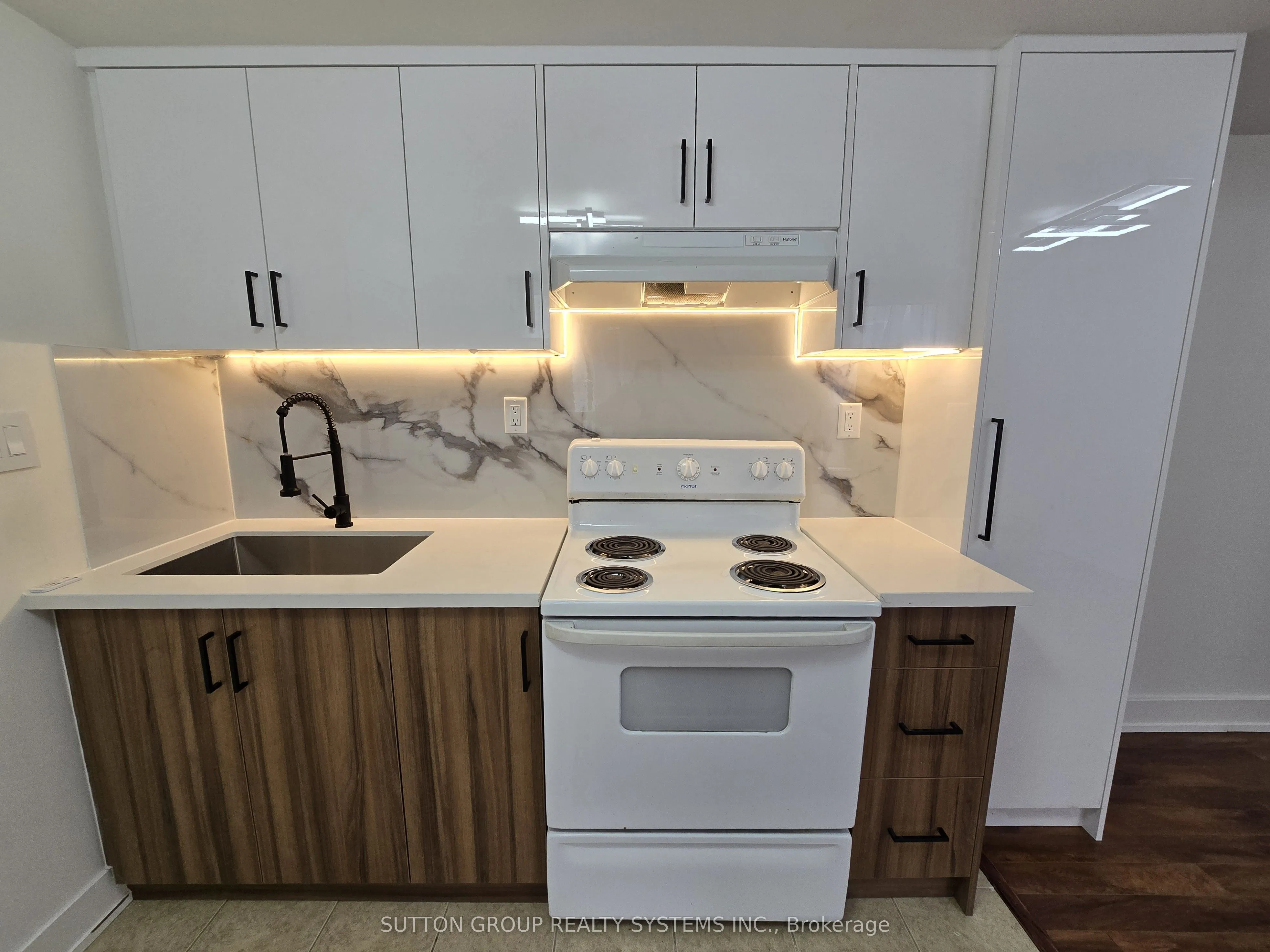 Property For Lease | W12948858
