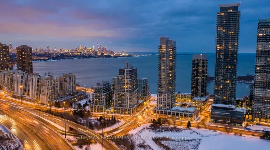 58  Marine Parade  Drive, Toronto W06, ON M8V 4G1