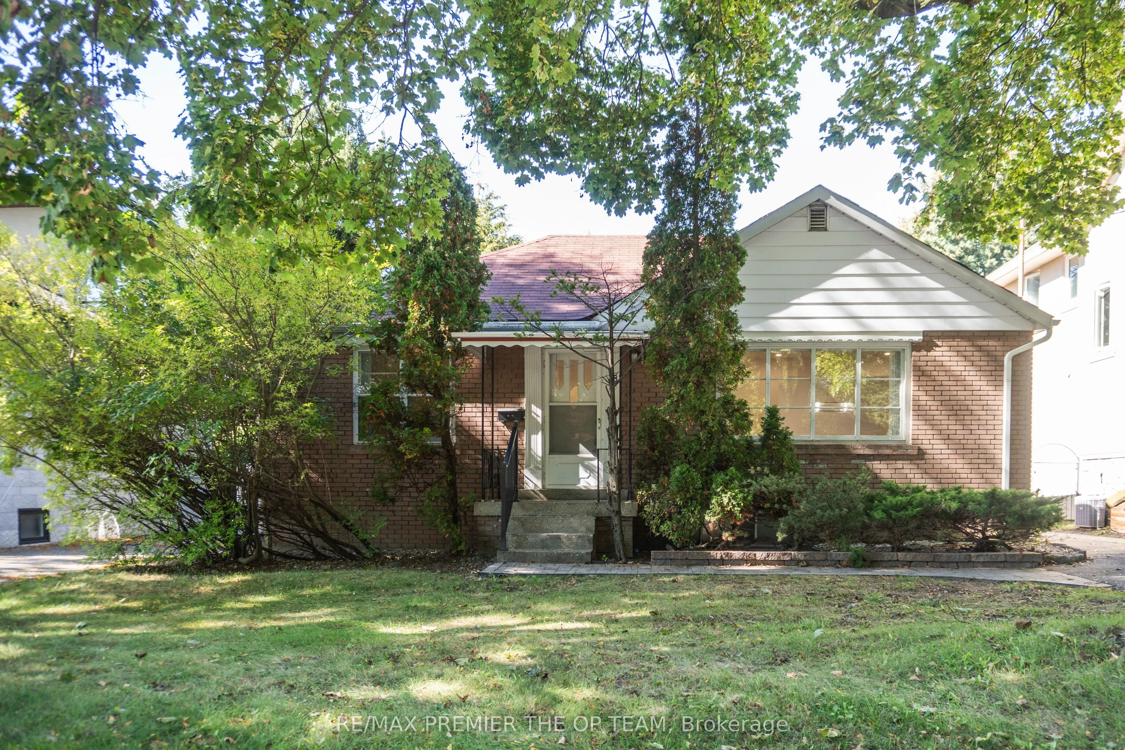 Duplex For Sale | W12951476