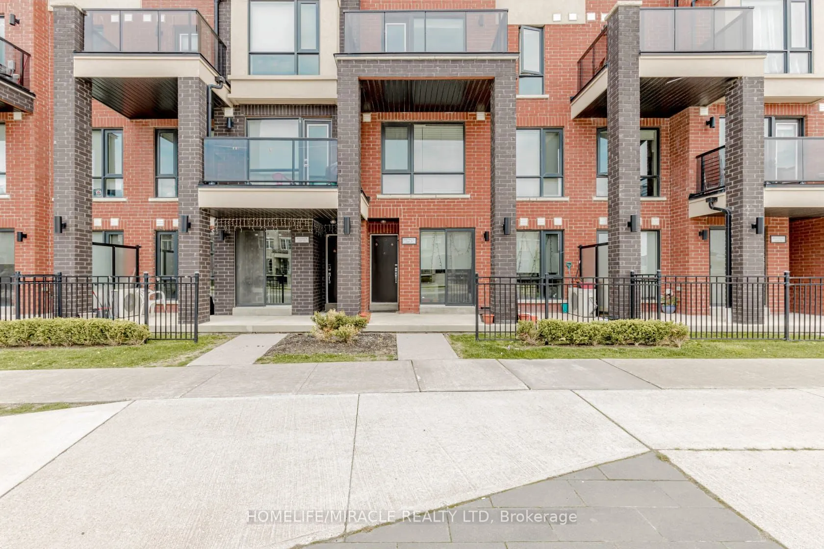 Property For Sale | W12951528