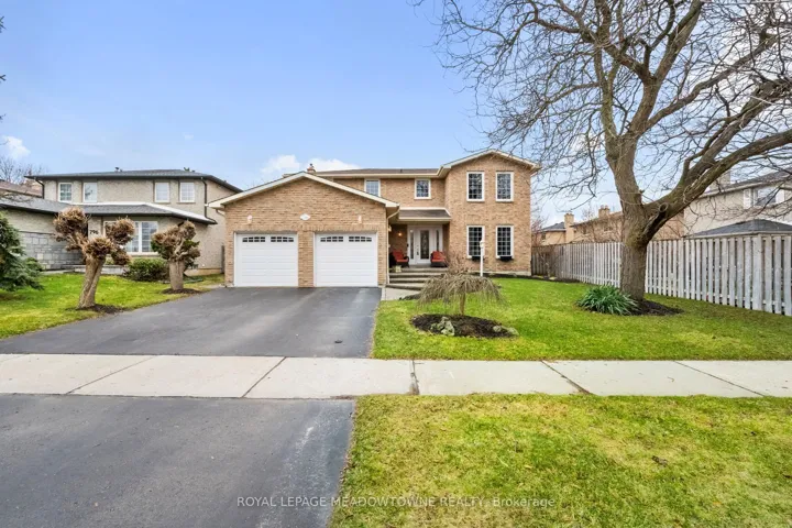 790  Childs  Drive, Milton, ON L9T 4J2