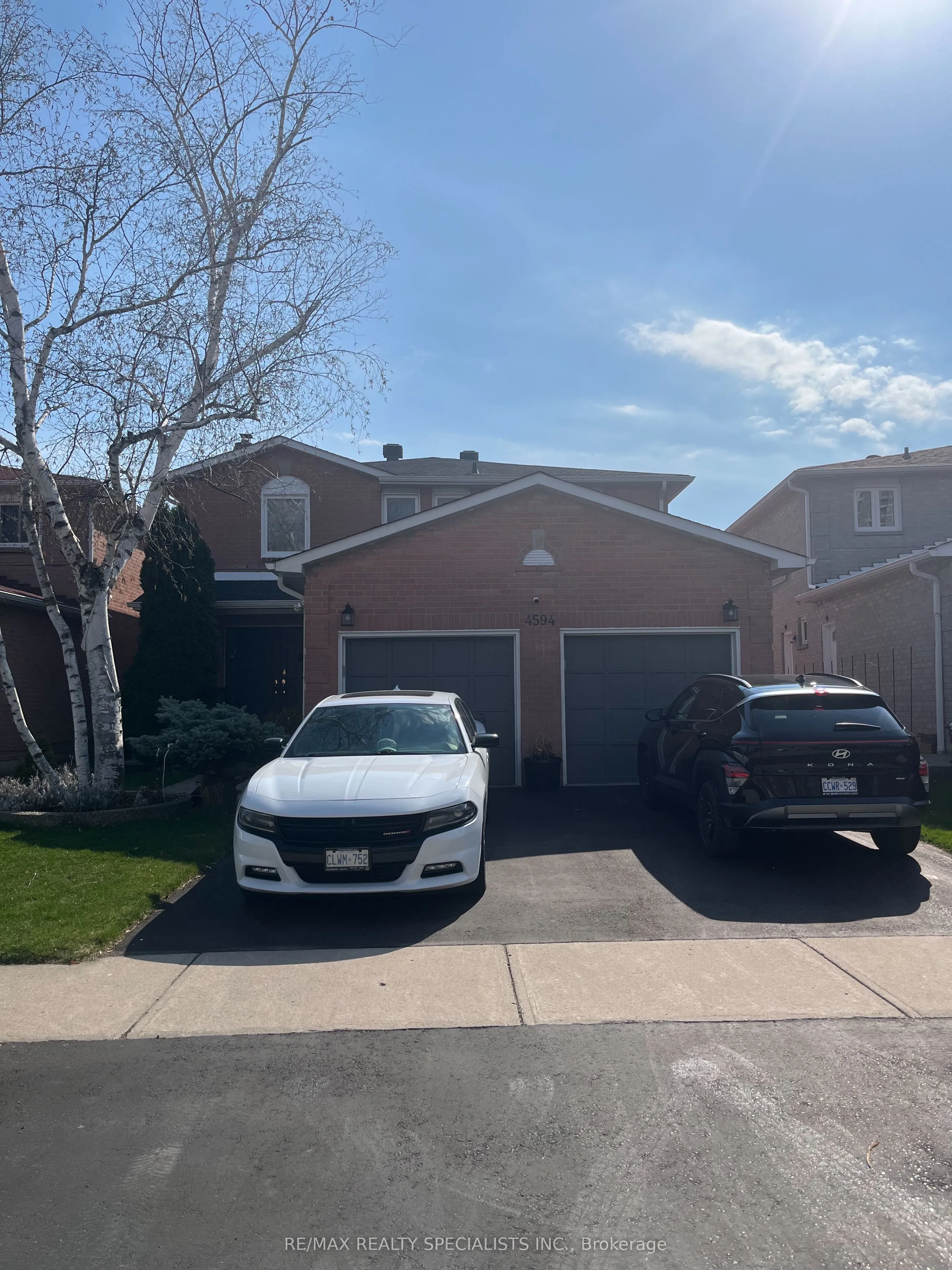 Detached Home For Lease | W12952682