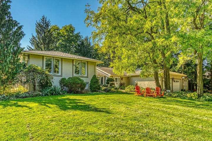 5590  Blind  Line, Burlington, ON L7P 0B2