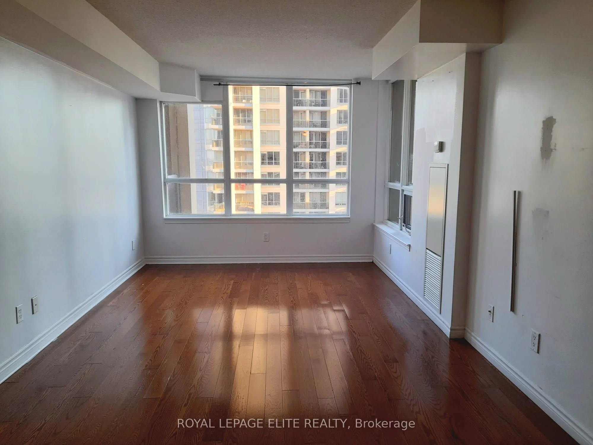 Property For Lease | W12953732
