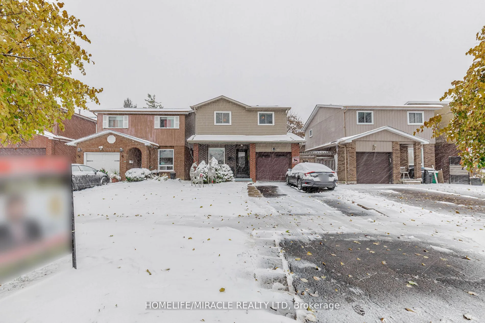 Detached Home For Sale | W12953738